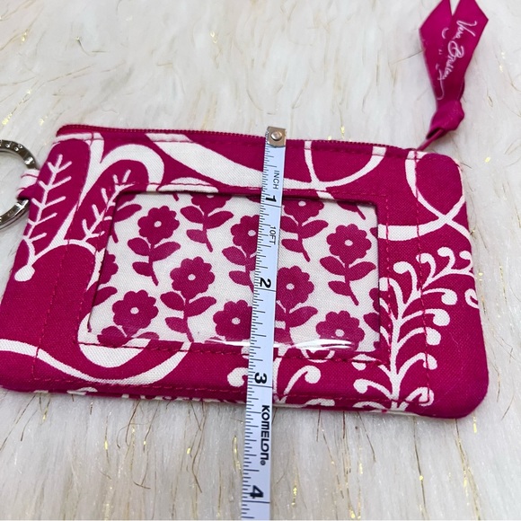 Vera Bradley Pink Paisley Floral pattern Zip small ID Wallet like new Condition - Picture 8 of 8